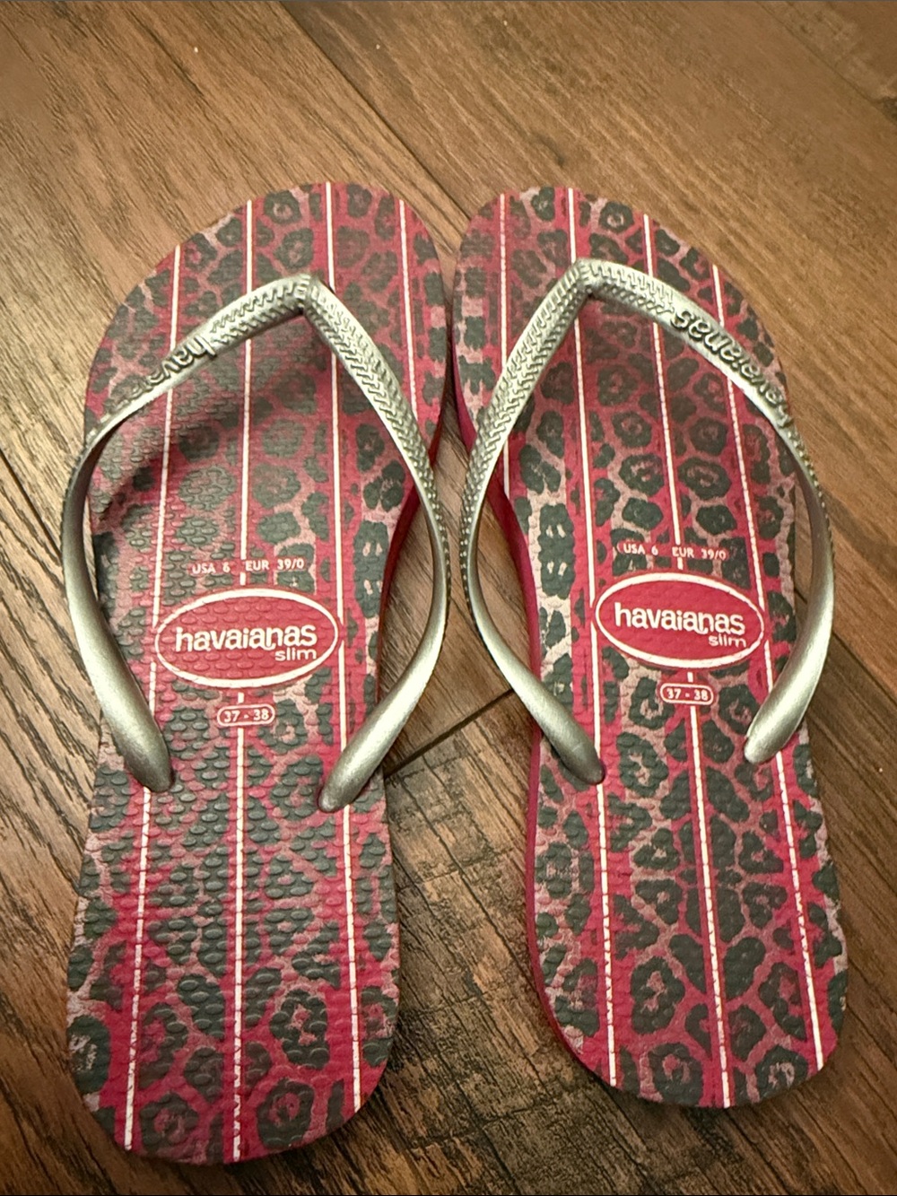 Havaianas Slim Leopard Stripe Flip Flops - Cranberry Red & Silver